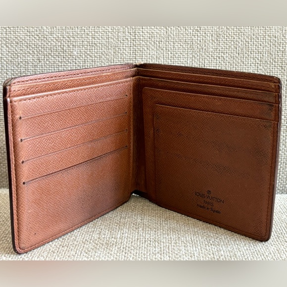 Louis Vuitton Monogram Men’s Bifold Wallet - Picture 3 of 5